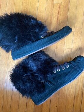 UGG Black Faux Fur Lace-Up Women’s Boots